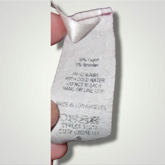 Lilypad ladies color block blouse pullover top Size small - Picture 8 of 8